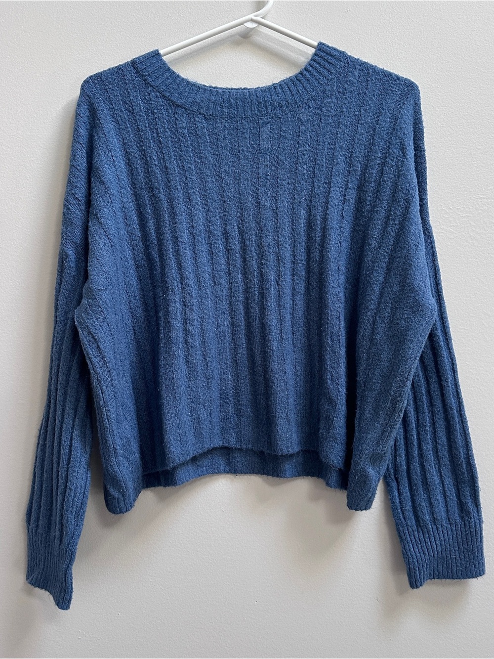 American Eagle Blue Ribbed Crewneck Women’s Sweater